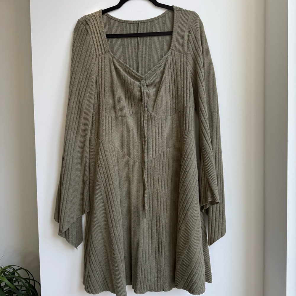 Elegant Long Sleeve Ribbed Dress